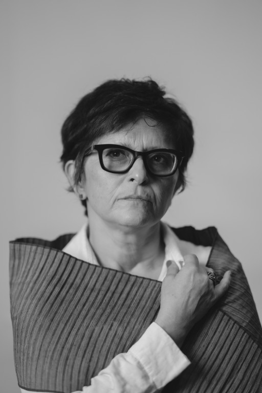 Female Filmmakers in Focus: Sepideh Farsi on “Put Your Soul on Your Hand and Walk”